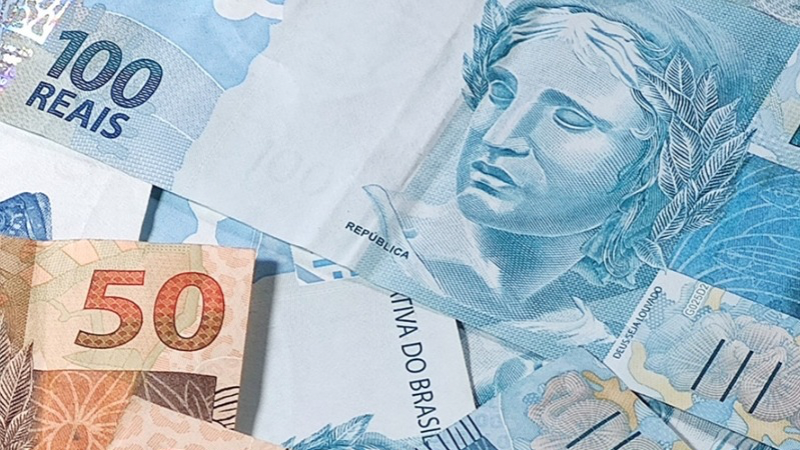 Isenção de IR para quem recebe até R$ 5 mil entra em vigor