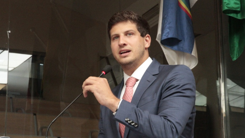Em Sertânia, João Campos promete governo voltado para resultados e entregas