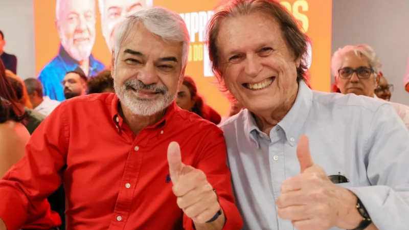 Ex-bolsonarista, Luciano Bivar faz coro pró-Lula em convenção do PT